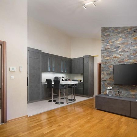 Apartment Leonardo Pula Exteriör bild